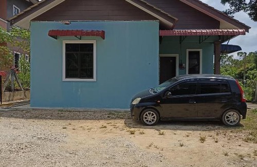 Seberang Baruh House | Ain Homestay