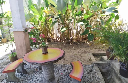 Kuantan House | Ain Homestay Tg Lumpur, 3 Bilik, 4 Aircond, Checkin 2PM Checkout 12PM, MUSLlM sahaja