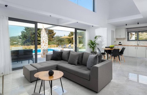 Afandou Villa | Aiora Luxury Villa 1