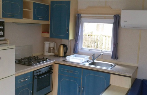 Villefranche-de-Conflent House | Air-conditioned mobile home with swimming pool