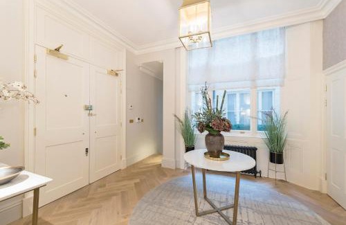 Lancaster Gate Apartment | Air Con - Luxury Apartment - Hyde Park