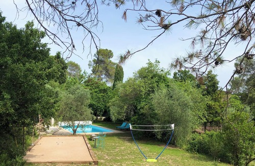 Bagnols-en-Foret Villa | Air cond VILLA, PRIVATE POOL (roll shutter), horses, close to beaches, huge parc