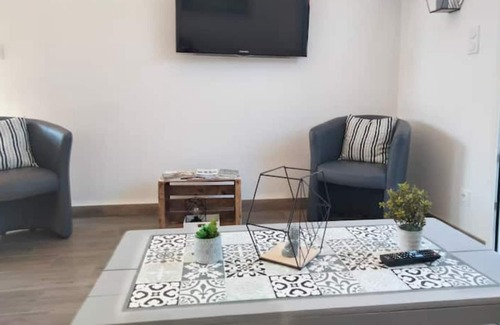 Champagne-les-Marais House | air-conditioned studio near La Rochelle and the Vendée beaches!