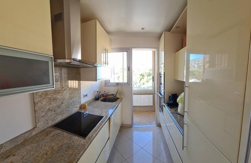Mandelieu-La-Napoule Apartment | Air-conditioned apartment in residence with swimming pool and private port