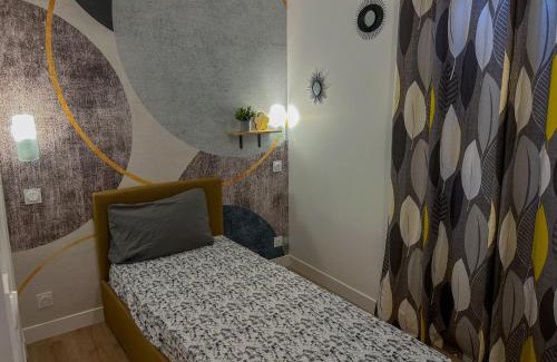 Saint-Pierre-du-Perray House | Air-Conditioned Apart 10 Pers,40min Paris, Orly 20min, Disneyland 40min