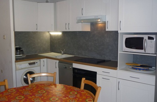 Portiragnes-Plage House | Air-conditioned villa with wifi pool in residence 300 m from the beach