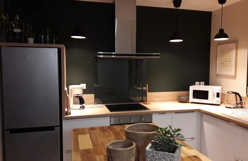 Aigueze House | AIR-CONDITIONED HOUSE IN AIGUEZE WITH SWIMMING POOL SLEEPS 2 TO 6 GORGES DE L' ARDECHE