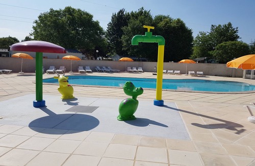 Boofzheim House | Air-conditioned mobile home of 30 m² capacity 6 persons near EUROPA PARK