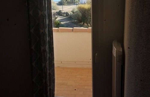 Cap d'Agde Apartment | Air-conditioned seafront apartment 50 m from la roquille beach