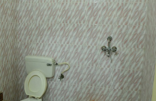 Jaipur Apartment | Air Conditioned Super Deluxe Room at Hotel C9