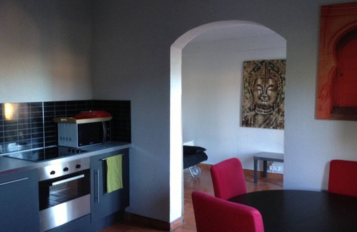 Carqueiranne Villa | Air-conditioned T2 apartment 50m from the beach