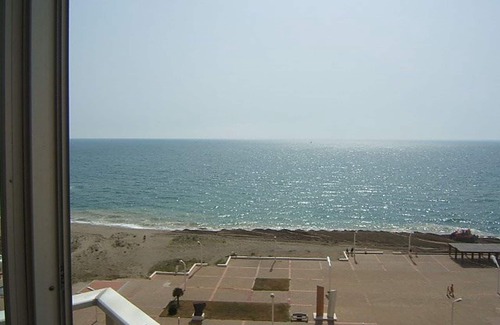 Le Barcares Apartment | Air-conditioned T3 apartment, 6 beds, terrace, parking, 300m from shops