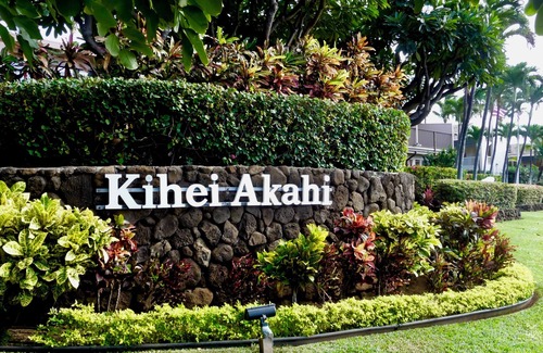 Kihei Condo | Air conditioned two bedroom townhouse with full ocean view.steps to the beach