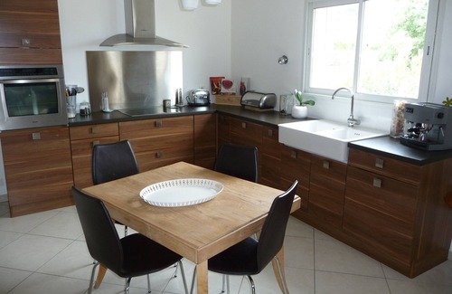 Bellegarde House | Air-conditioned villa with fenced pool 4 bdrms near Nîmes Arles