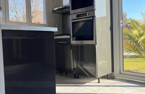 Carpentras Villa | Air-conditioned villa