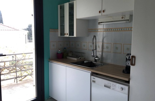 La Ciotat Villa | Air-conditioned villa-pool-lawn-bocce court