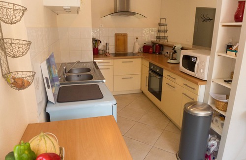 Azille House | Air conditionned house in a quiet village private pool in large closed garden
