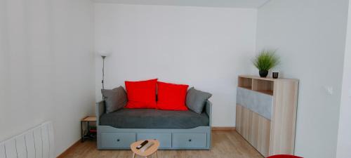 Louvres Apartment | Air M&N'S # Paris - Aéroport CDG - Parc Astérix #