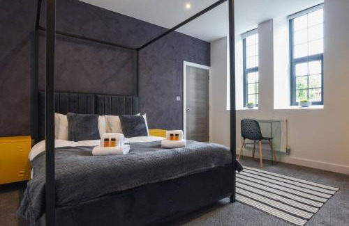 Portsmouth Apartment | Air Maison - Converted Prison Flat with Parking