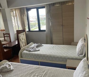 Ardenice Villa | Airbase Guesthouse