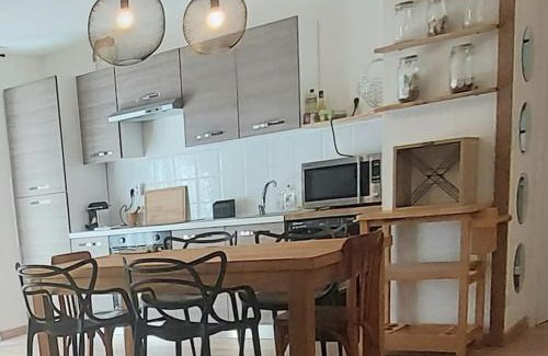 Ancely Apartment | AirBus Luxe Espace Déco Parking Gratuit