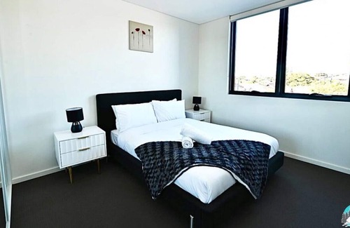 Canterbury Apartment | Aircabin | Canterbury | Cheerful | 2 Bed Apartment