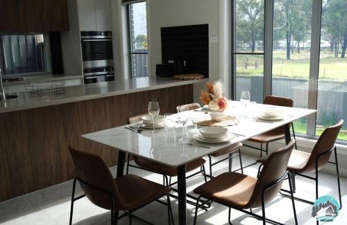 Denham Court House | Aircabin - Denham Court - Modern - 4 Beds House