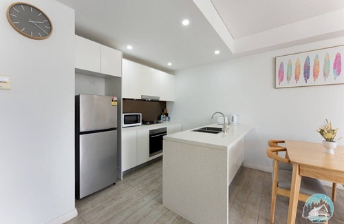 Rosebery Apartment | Aircabin - Rosebery - Lovely - 2 Beds Apt Parking