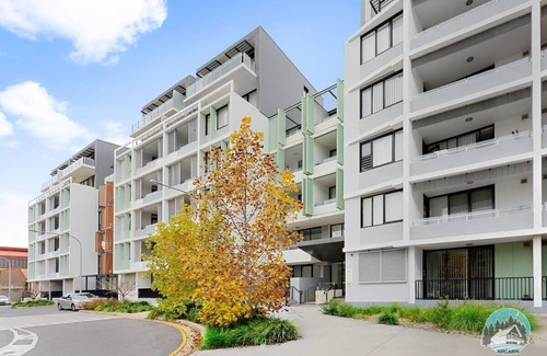 Rosebery Apartment | Aircabin - Rosebery - Lovely - 2 Beds Apt Parking