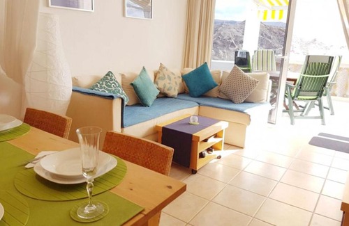 Mogan Apartment | Aircon Seaview Apartment