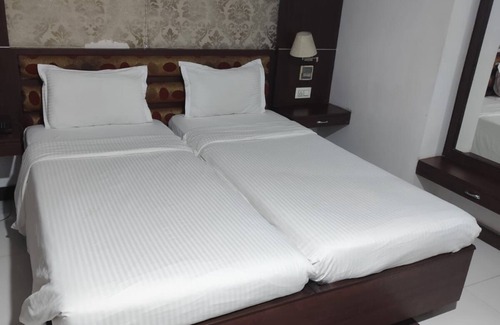 Dumdum Hotel | Airport City Hotel