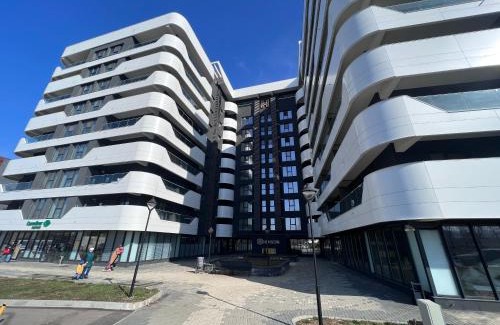 Iasi Apartment | Airport FlyHub Chic Apartment