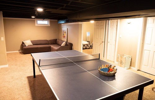 Kentwood House | Airport getaway and fun in Beer City