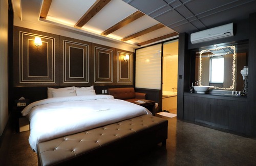 Gangseo District Hotel | Airport Hotel