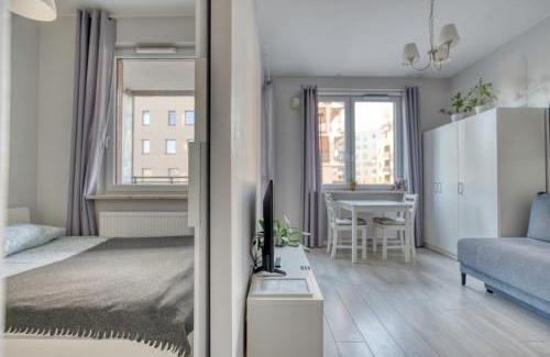 Warsaw Apartment | Airport Residence Green