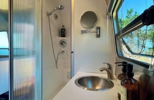 Half Moon Bay House | Airstream Beach View Dream - New Listing