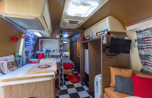 Saint-Nazaire House | AirStream caravan with pool and Wi-Fi access