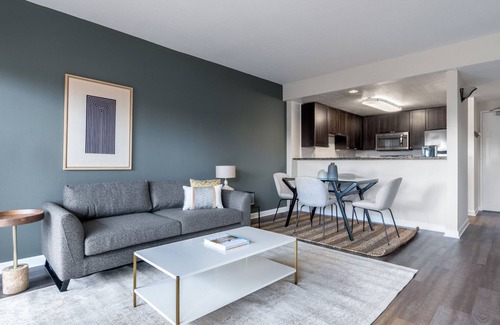 Palo Alto Apartment | Airy Palo Alto 1BR w/Pool, Fitness Center, nr. SU, by Blueground