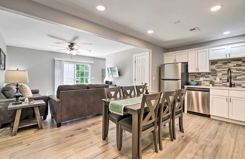 Kimberling City House | Airy Townhome: Close to Kayaking & Boating!