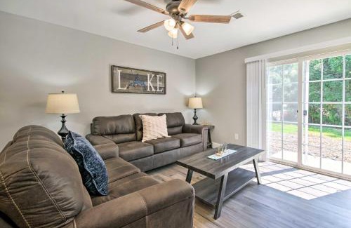 Kimberling City House | Airy Townhome Close to Kayaking and Boating!