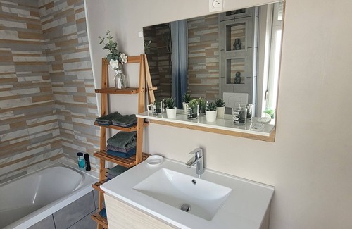 Calais Apartment | Aiscal - Appart Hotel 70m2 for 6 people - Arrival 24/24h digicode access