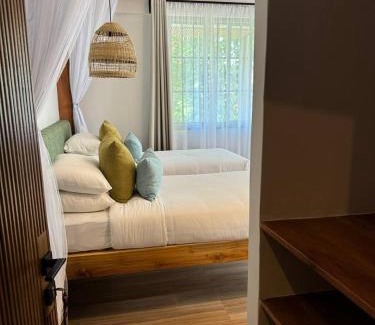 Moshi Cabin | Aishi Machame