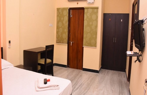 Ambattur Hotel | Aishwaryam Deshna Service Apartment