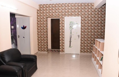 Valasaravakkam Apartment | Aishwaryam Eswar Service Apartment Valasaravakkam Chennai