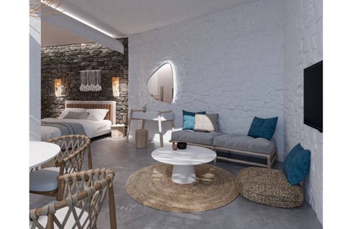 Agios Georgios House | Aisio Suite | walk out Sea View patio with Private Heated Pool