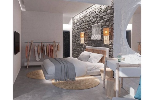 Agios Georgios House | Aisio Suite | walk out Sea View patio with Private Heated Pool