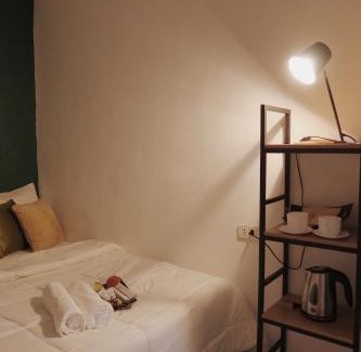 Coron Town Proper Hotel | AJ Coffee & Bed
