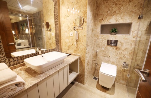 Hampankatta Hotel | AJ Grand Hotel