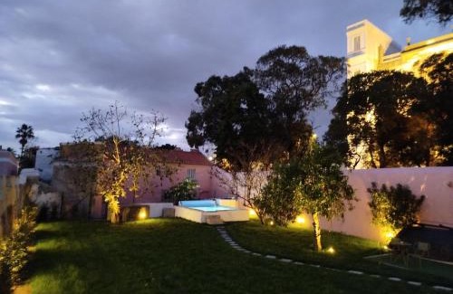 Linda-a-Velha Apartment | Ajuda Palace Inn Lisbon Apartments