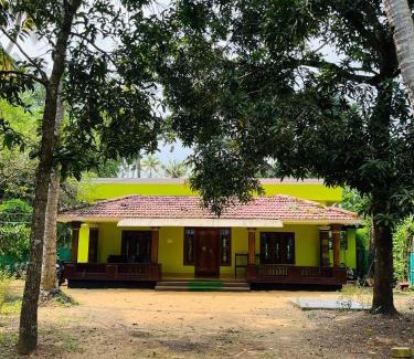 Munroe Island Bed & Breakfast | AK Riverside Tourist Home